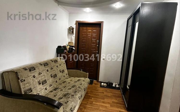 2-бөлмелі пәтер · 53 м² · 2/5 қабат, 4 ш/а 18, бағасы: 21 млн ₸ в Уральске, мкр 4 — фото 2