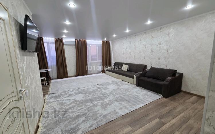 1-бөлмелі пәтер · 42 м² · 9/12 қабат, 4-й микрорайон 62, бағасы: 200 000 〒 в Конаеве — фото 2