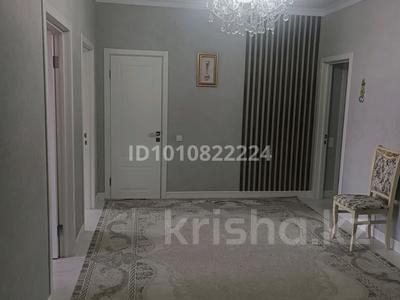 4-бөлмелі пәтер · 130 м² · 1/5 қабат, Утемисова — Асау барака - Некрасова, бағасы: 50 млн 〒 в Актобе, мкр. Курмыш