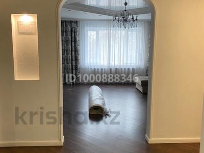 Аренда квартир в Астане: 2-комнатная квартира · 87.7 м² · 2/8 этаж, Туран 14 за 350 000 〒 2-комнатная квартира · 87.7 м² · 2/8 этаж, Туран 14 за 350 000 〒 в Астане, Нура р-н