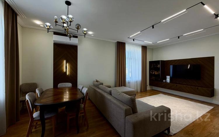 4-комнатная квартира · 102 м² · 8/8 этаж, мкр Юго-Восток, Проспект Республики 1/7 за 64 млн ₸ в Караганде, Казыбек би р-н — фото 14