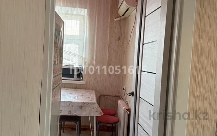 1-комнатная квартира · 17.9 м² · 5/5 этаж, мкр Мясокомбинат, Гагарина 105/1 11 за 9 млн ₸ в Уральске — фото 2