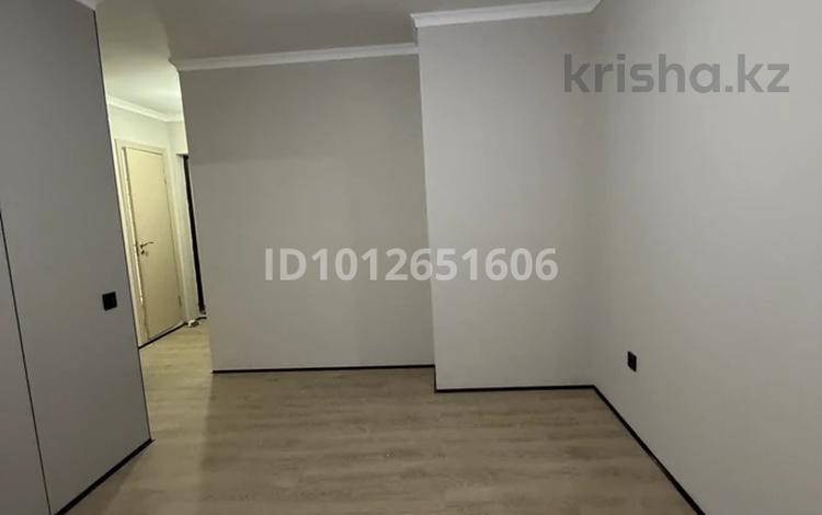 1-бөлмелі пәтер · 30 м² · 9/10 қабат, Райымбек Батыр 277, бағасы: 18.4 млн ₸ в  — фото 2