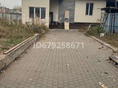 Жеке үй · 2 бөлме · 50 м² · 8 сот., мкр Айгерим-1 57 а — 2-я Ахрименко 57 а, бағасы: 220 000 〒 в Алматы, Алатауский р-н