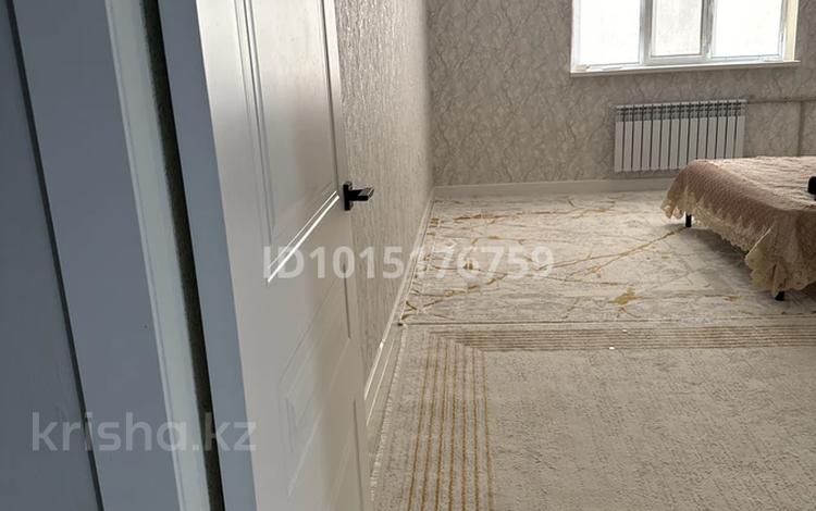 1-комнатная квартира · 48 м² · 1/6 этаж, 39-й мкр 7 за 150 000 ₸ в Актау — фото 2
