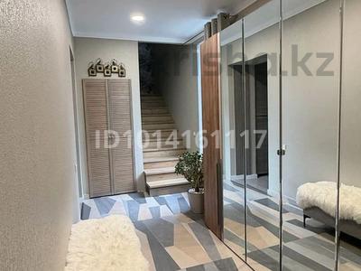 Отдельный дом · 7 комнат · 200 м² · 4 сот., Дрозда — Район YFıt и жк Dolce vita за 142 млн ₸ в Алматы, Наурызбайский р-н