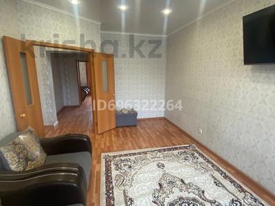 2-комнатная квартира · 57 м² · 1/3 этаж, Ухабова за 140 000 〒 в Петропавловске