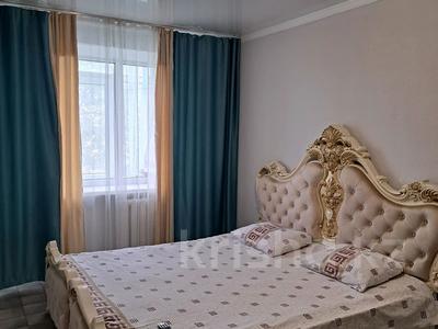 1-комнатная квартира, 36 м², 2/5 этаж по часам, Есет Батыра — Алия Молдагулова и Есет Батыра за 2 000 〒 в Актобе