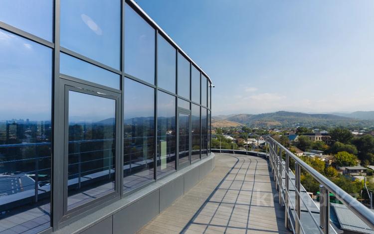 Свободное назначение, офисы, магазины и бутики, салоны красоты, медцентры и аптеки · 72.6 м² за 726 000 〒 в Алматы, Медеуский р-н — фото 111