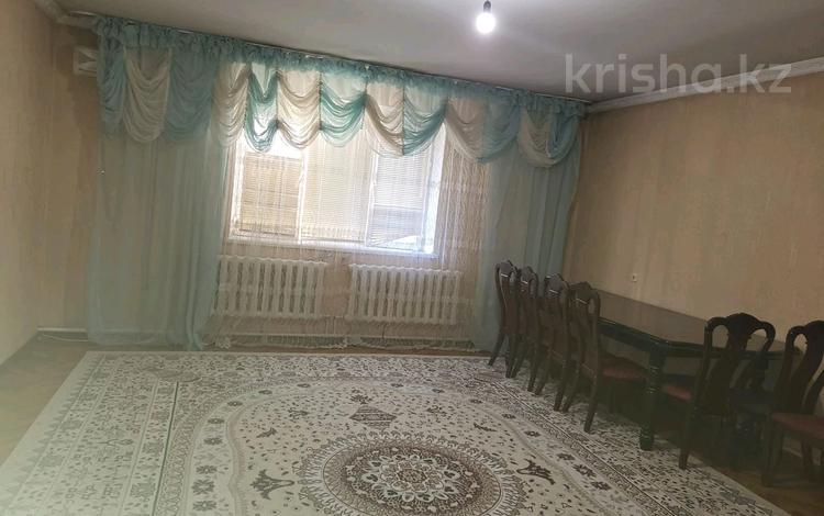 3-комнатная квартира · 100 м² · 5/5 этаж, мкр Нурсат 35 за 180 000 ₸ в Шымкенте, Каратауский р-н — фото 2