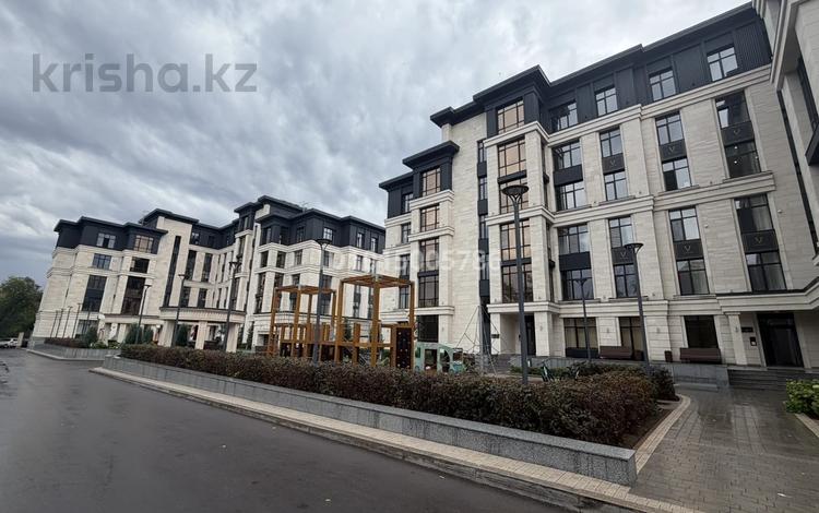 3-комнатная квартира · 102.6 м² · 2/5 этаж, мкр Михайловка , Аманжолова 100 за ~ 76 млн ₸ в Караганде, Казыбек би р-н — фото 2