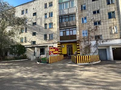 3-комнатная квартира · 58 м² · 5/5 этаж, 40 лет победы 48 за 9.8 млн 〒 в Шахтинске