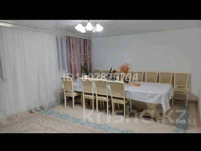 Часть дома · 3 комнаты · 100 м² · 10 сот., мкр Кокарна, 5 47 — Рядом школа, остановка за 15.2 млн ₸ в Атырау
