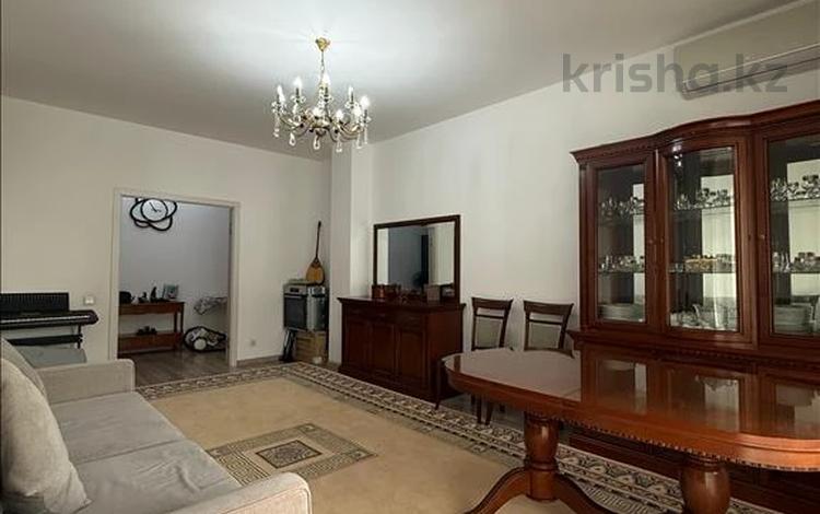 2-комнатная квартира · 80 м² · 11/12 этаж, Кабанбай Батыра — Байзакова за 86 млн ₸ в Алматы, Алмалинский р-н — фото 17