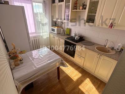 4-комнатная квартира · 82 м² · 7/9 этаж, мкр Кунаева 25 за 26 млн 〒 в Уральске