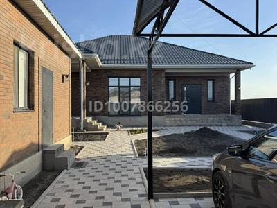 Жеке үй · 6 бөлме · 274 м² · 8 сот., мкр Самал, Мкр самал 22 55, бағасы: 125 млн ₸ в Атырау