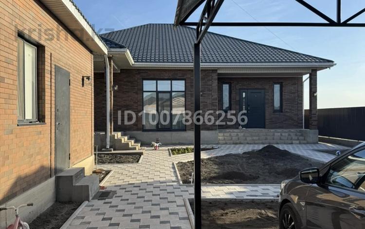 Жеке үй · 6 бөлме · 274 м² · 8 сот., мкр Самал, Мкр самал 22 55, бағасы: 125 млн ₸ в Атырау — фото 35
