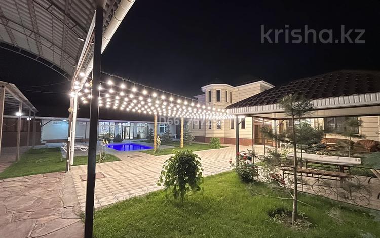 Дом · 10 комнат · 750 м², Толе би 399 за 100 000 〒 в Таразе — фото 34