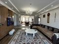 5-комнатная квартира · 215 м², Квартал 1 44 за 93 млн ₸ в Жанатурмысе — фото 2