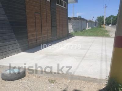 Гараж · 60 м² · Жазылбек Куанышбаев 21 — Напротив 10 мкрн, бағасы: 12 млн ₸ в Таразе