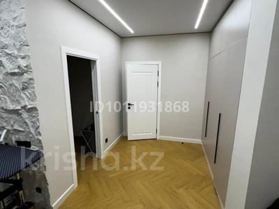 3-бөлмелі пәтер · 65 м² · 3/10 қабат, Абая — Драм театр, бағасы: 45 млн ₸ в Атырау