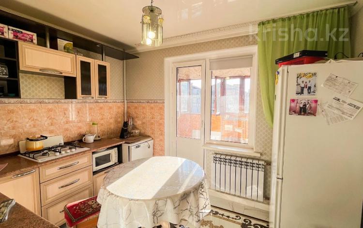 3-бөлмелі пәтер · 70 м² · 4/5 қабат, Гарышкер 22, бағасы: 30 млн ₸ в Талдыкоргане, мкр Жана Гарышкер — фото 2