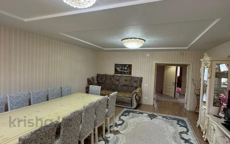 3-бөлмелі пәтер · 120 м² · 3/7 қабат, мкр. Алтын орда, Алия Молдагулова, бағасы: 40 млн ₸ в Актобе — фото 3
