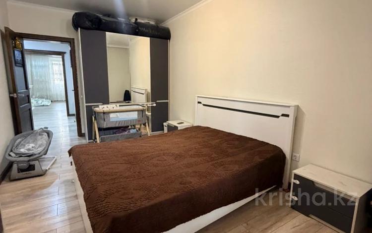 3-бөлмелі пәтер · 90 м² · 4/9 қабат, абылай хана 1, бағасы: 43 млн ₸ в Кокшетау — фото 2