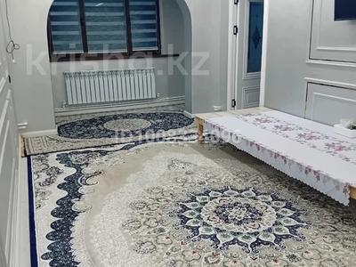 2-комнатная квартира · 45 м² · 4/5 этаж, Туркестанская за 230 000 ₸ в Шымкенте, Аль-Фарабийский р-н