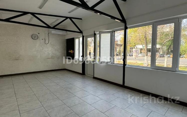 Кеңселер, білім орталықтары • 58.4 м², бағасы: 200 000 〒 в Таразе — фото 2