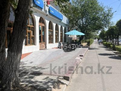 Свободное назначение, офисы, магазины и бутики, общепит, салоны красоты, медцентры и аптеки, образование · 130 м² за 125 млн 〒 в Таразе