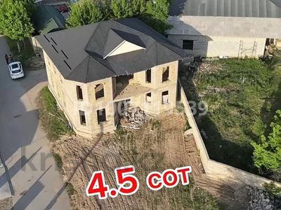 Отдельный дом · 10 комнат · 300 м² · 4.5 сот., мкр Казыгурт, улица Курылысшы 21/1 — 11 поликлиника за 32 млн 〒 в Шымкенте, Туран р-н