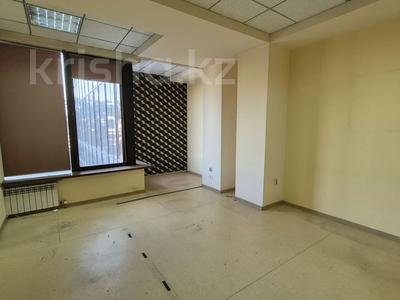 Еркін, кеңселер, дүкендер мен бутиктер · 25 м², бағасы: 175 000 ₸ в Алматы, Медеуский р-н