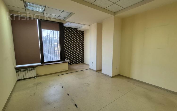 Еркін, кеңселер, дүкендер мен бутиктер · 25 м², бағасы: 175 000 ₸ в Алматы, Медеуский р-н — фото 2
