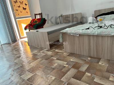 2 комнаты · 72 м² · 5 этаж, мкр Тастак-2 148 — ЖК Манхэттен, Кулымбетова Прокофьева за 60 000 〒 в Алматы, Алмалинский р-н