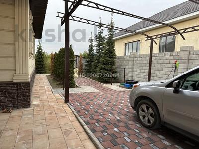 Отдельный дом · 5 комнат · 170 м² · 6 сот., Кокбекты 6 — Суюнбая за 85 млн 〒 в Каскелене