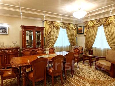 Жеке үй · 8 бөлме · 433 м² · 8 жүзд., Жаңа қала ш/а., Ермекова, бағасы: 450 млн ₸ в Караганде, Казыбек би р-н