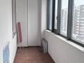 2-комнатная квартира, 60 м², 8/10 этаж помесячно, Алматы за 250 000 〒 в Астане, Есильский р-н — фото 5