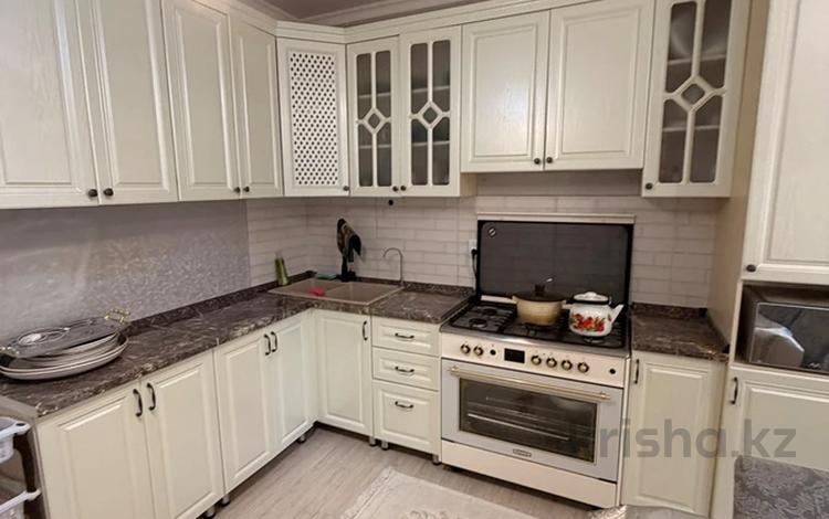 2-бөлмелі пәтер · 68 м² · 3/9 қабат, 17-ш/а. 94, бағасы: 25.6 млн ₸ в Актау, 17-й мкр — фото 2