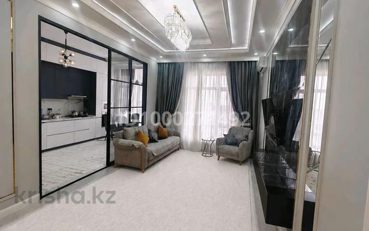 3-комнатная квартира · 100 м² · 9/9 этаж, 28-й мкр 49 за 45 млн ₸ в Актау — фото 2