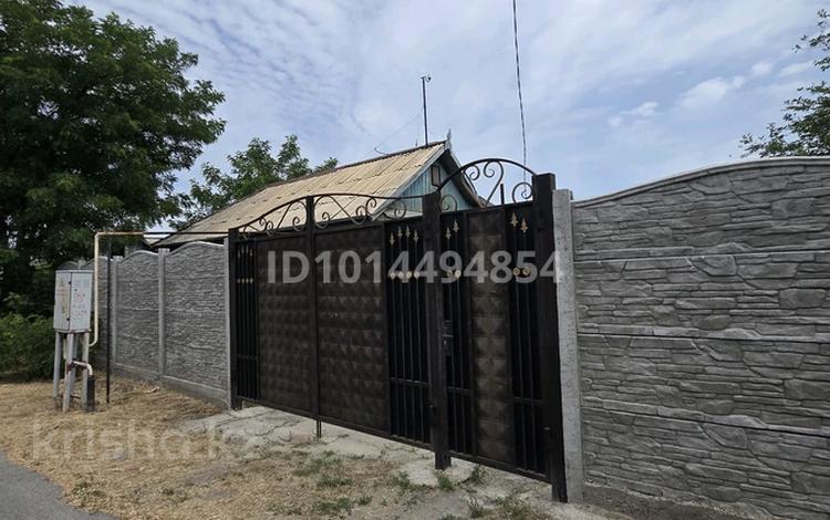 Отдельный дом · 3 комнаты · 60 м² · 7 сот., Жумадила Акылбекова 61 — ЖД вокзал за 15 млн ₸ в Таразе — фото 2