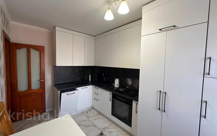 5-бөлмелі пәтер · 105 м² · 2/10 қабат, проезд Жамбыла 1а, бағасы: 45 млн ₸ в Петропавловске — фото 15