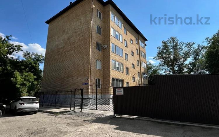 3-комнатная квартира · 82.6 м² · 1/5 этаж, Кабанбай батыра 93а за 36 млн ₸ в Семее — фото 13
