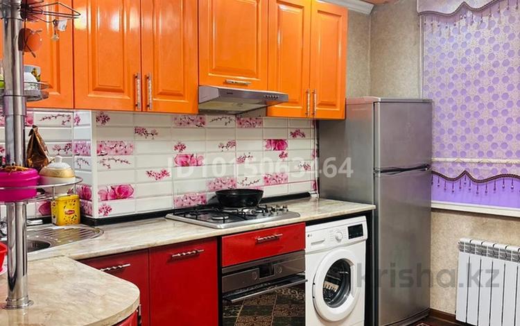 2-комнатная квартира · 49 м² · 1/5 этаж, Пришахтинск, Металлистов 34 за 13.8 млн ₸ в Караганде, Алихана Бокейханова р-н — фото 2