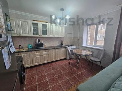 3-комнатная квартира · 63 м² · 6/10 этаж, мкр 8, Алии Молдагулова за 20.8 млн ₸ в Актобе