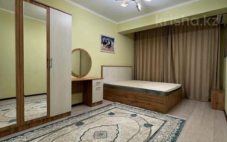 1-бөлмелі пәтер · 44 м² · 4/10 қабат, Джетысуская, бағасы: 42 млн ₸ в Алматы, Медеуский р-н — фото 2