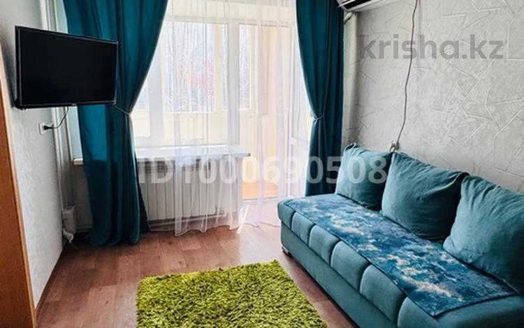 1-бөлмелі пәтер · 35 м² · 2/5 қабат, Момышулы 11 — Момышулы Чайжунусова, бағасы: 10 000 ₸ в Семее — фото 2