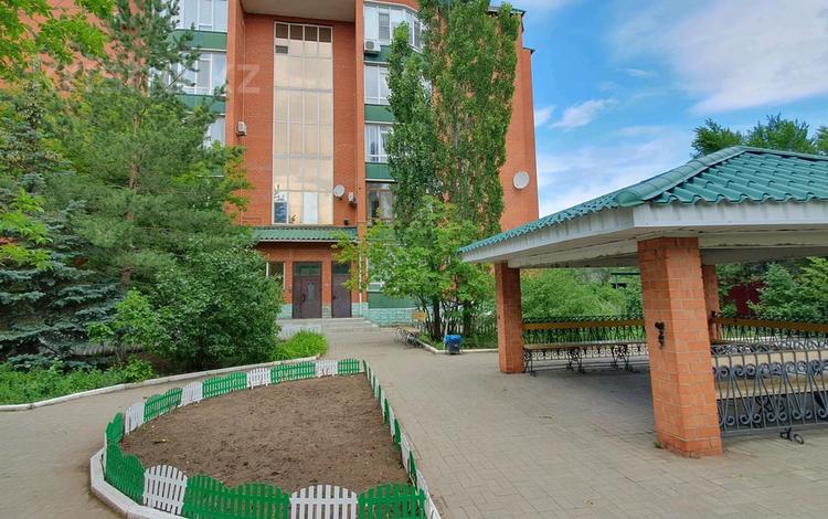 4-комнатная квартира · 177.2 м² · 5/6 этаж, Есет Батыра 160 Б за 49.9 млн ₸ в Актобе — фото 2