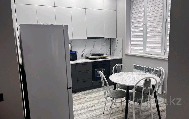 2-комнатная квартира, 75 м², 5/7 этаж помесячно, 19-й мкр 45