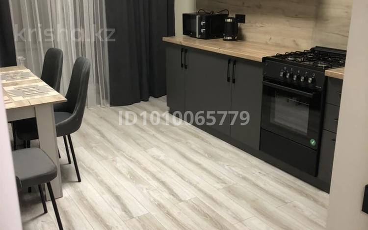 1-комнатная квартира · 42 м² · 10 этаж, Кенжетаева 13 за 15 000 ₸ в Кокшетау — фото 2